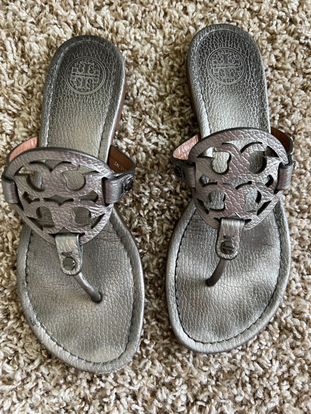 Tory Burch Metallic Silver Leather Logo Thong Sandals